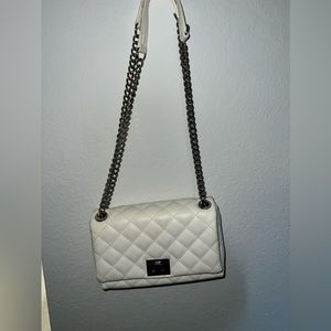 White shoulder purse